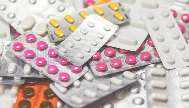 Големите фармацевтични компании създават лекарствата които поддържат безброй хора по